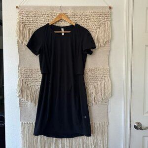Lululemon &go Endeavor Dress
